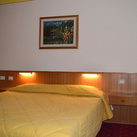 Hotel Stella Alpina Bellamonte Luaran gambar