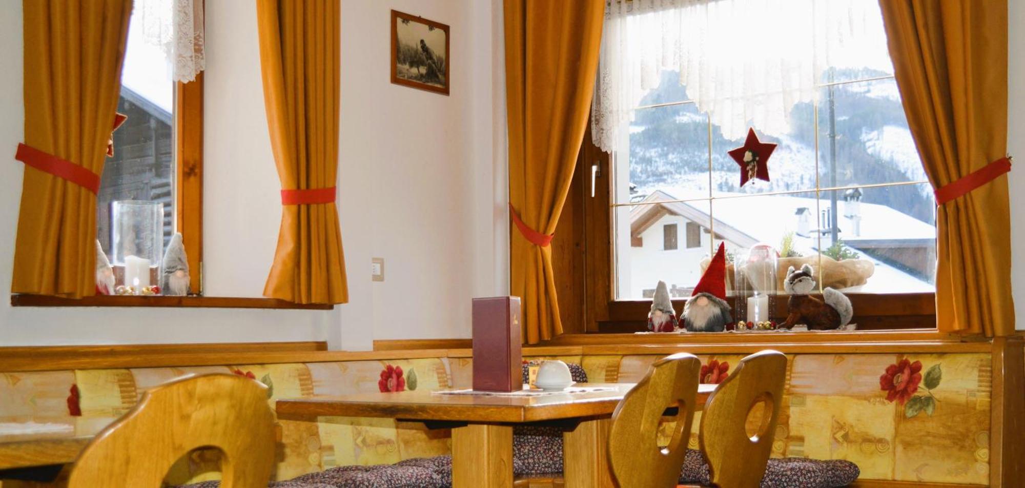 Hotel Stella Alpina Bellamonte Luaran gambar