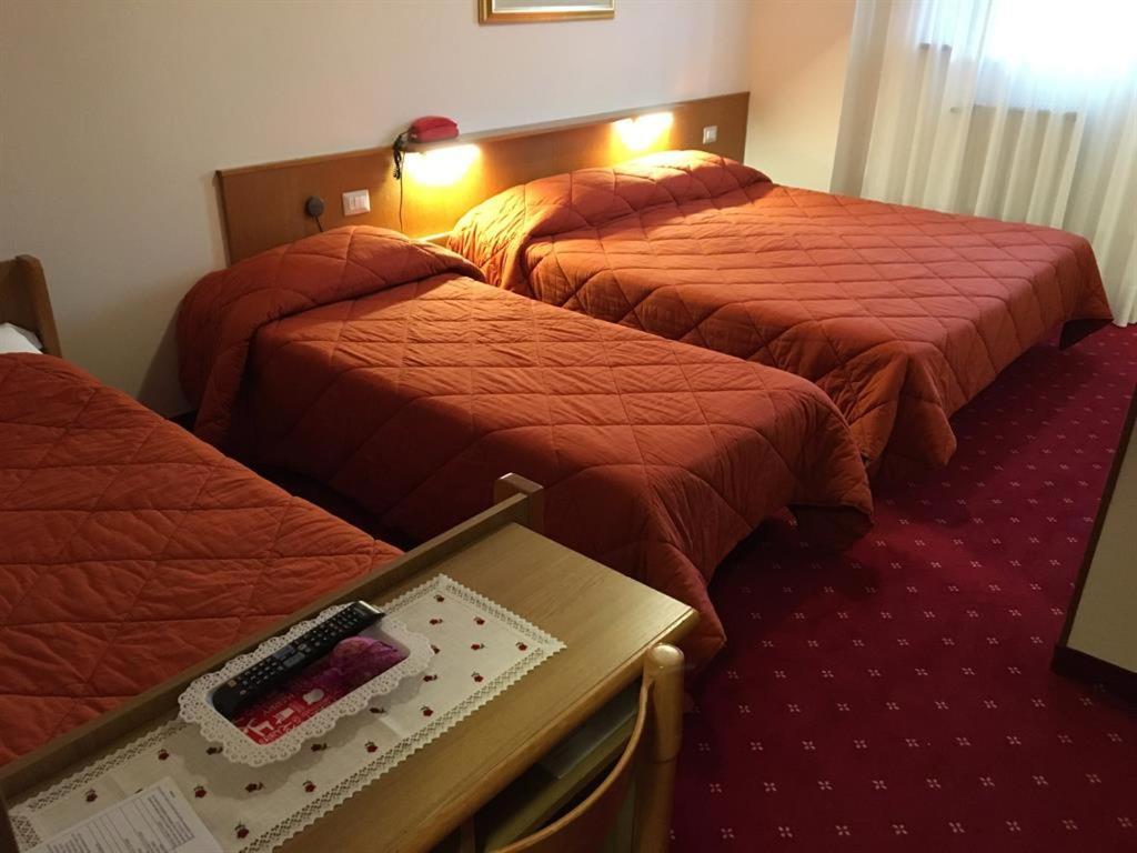 Hotel Stella Alpina Bellamonte Luaran gambar