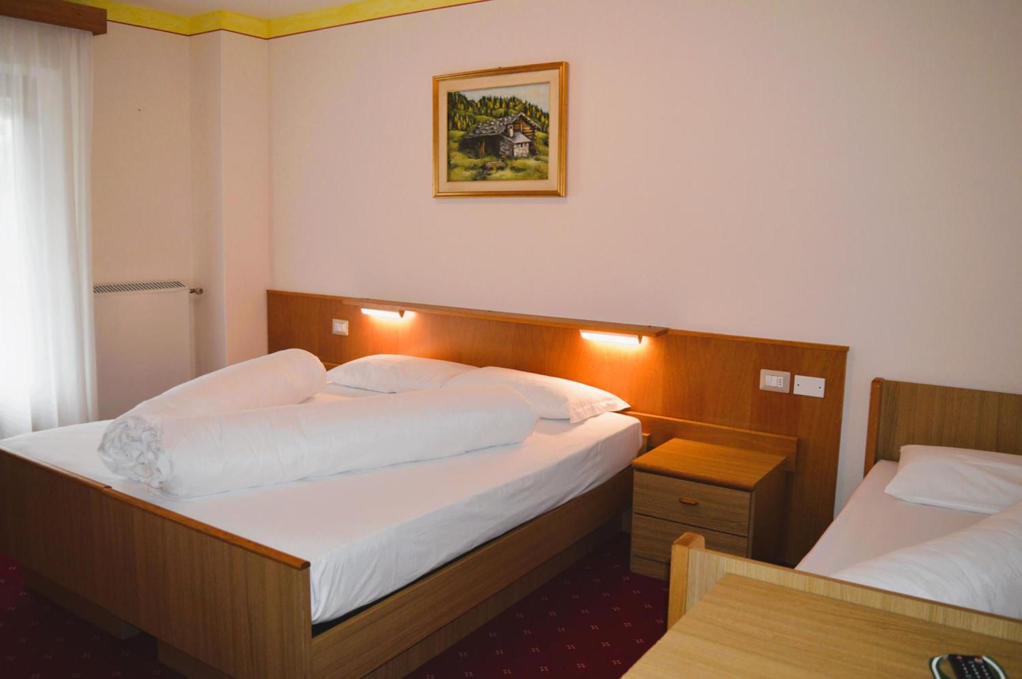 Hotel Stella Alpina Bellamonte Luaran gambar