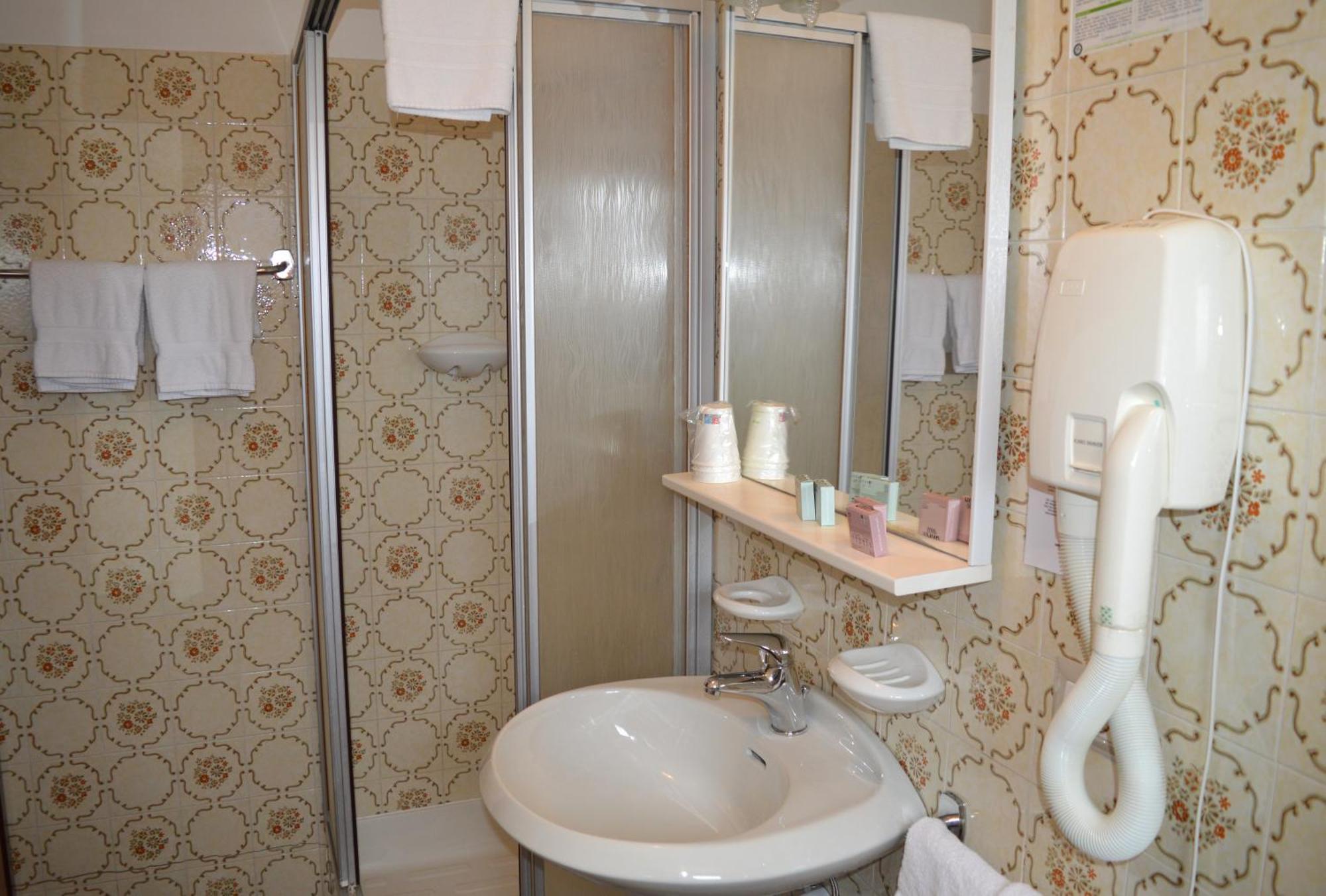 Hotel Stella Alpina Bellamonte Luaran gambar