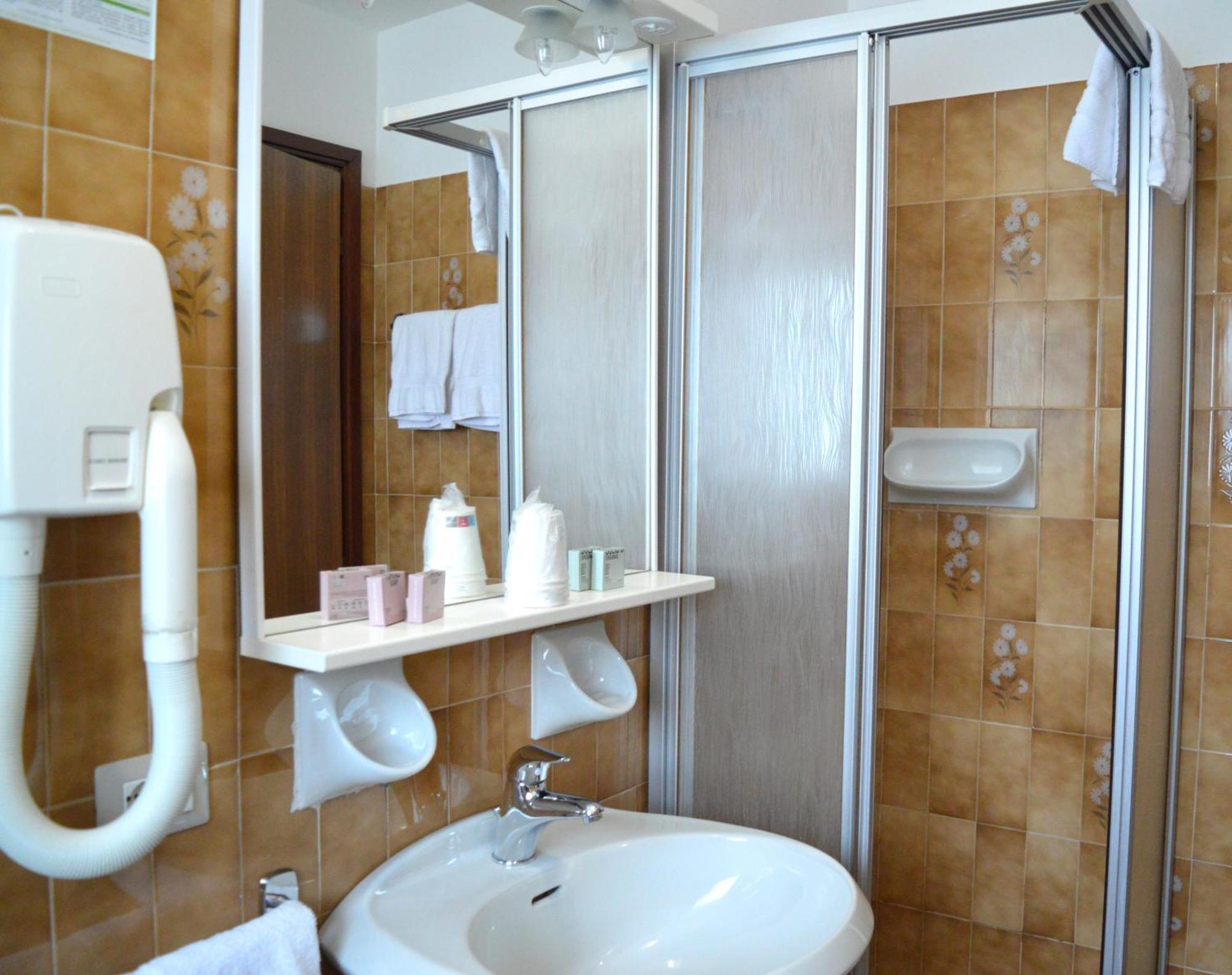 Hotel Stella Alpina Bellamonte Luaran gambar
