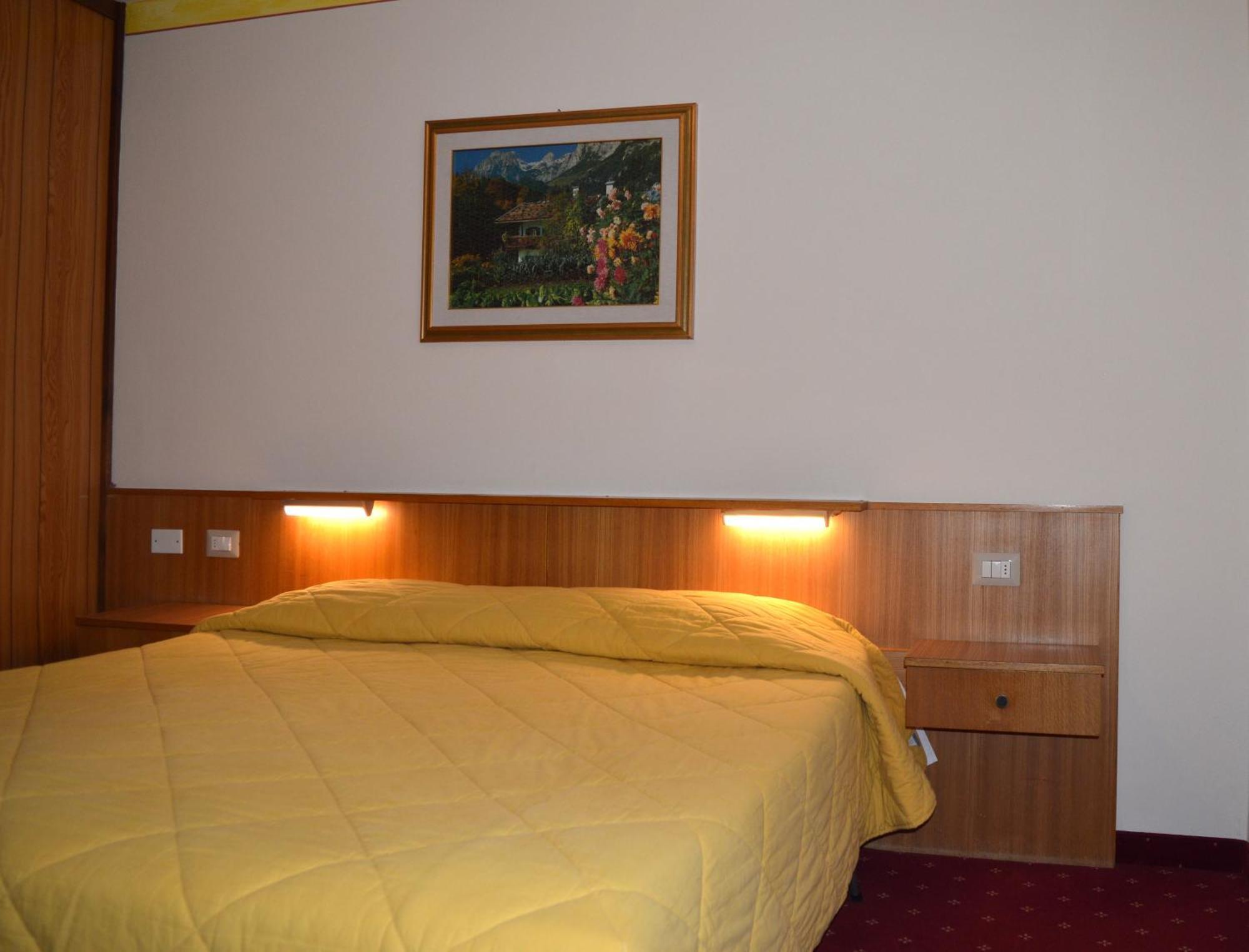 Hotel Stella Alpina Bellamonte Luaran gambar
