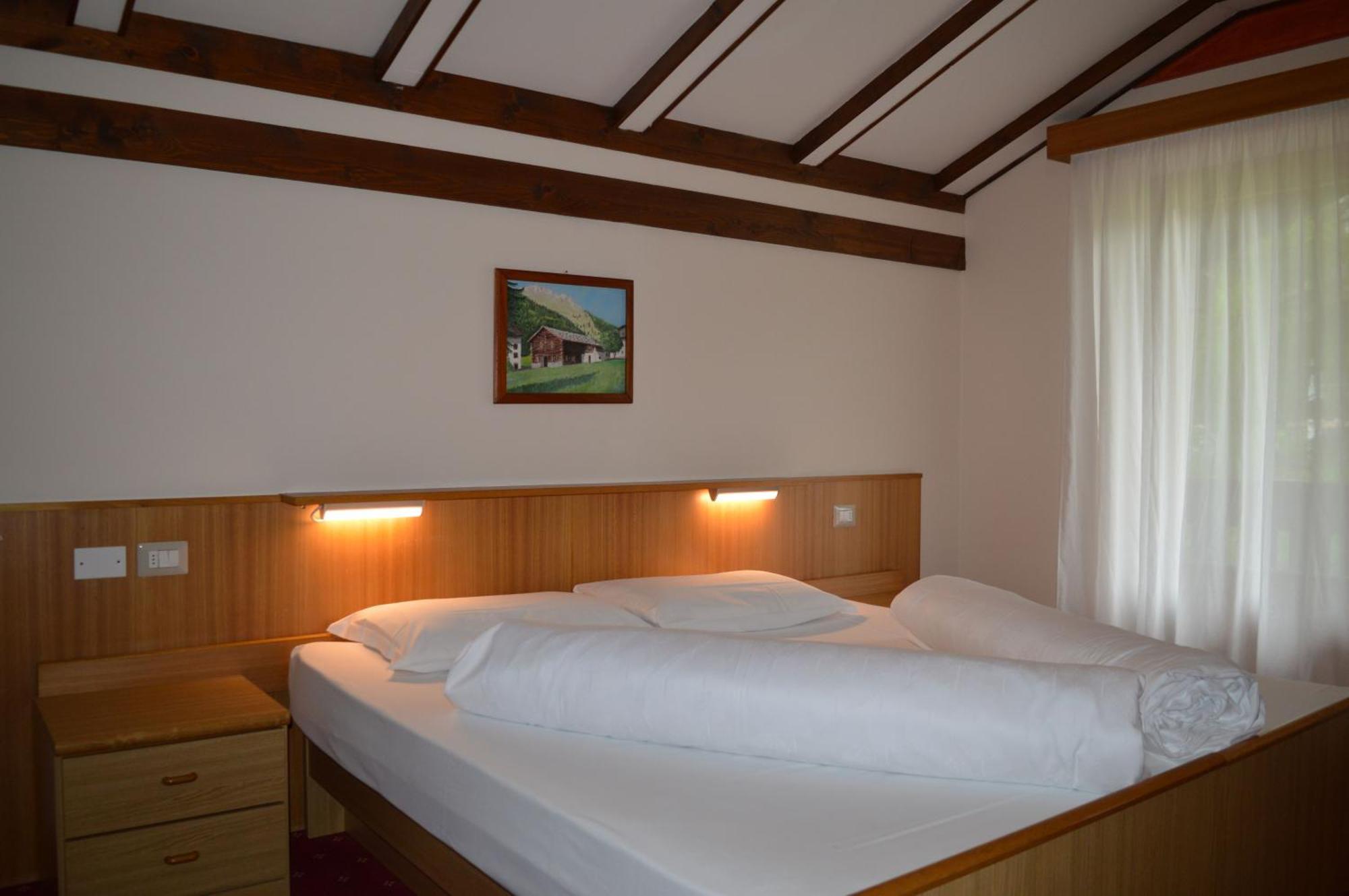 Hotel Stella Alpina Bellamonte Luaran gambar